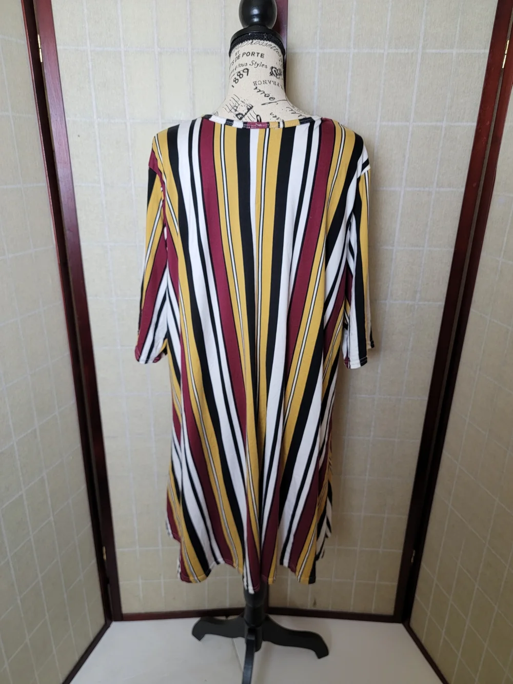 VIBE Sportswear Dress - Picture 4 of 6